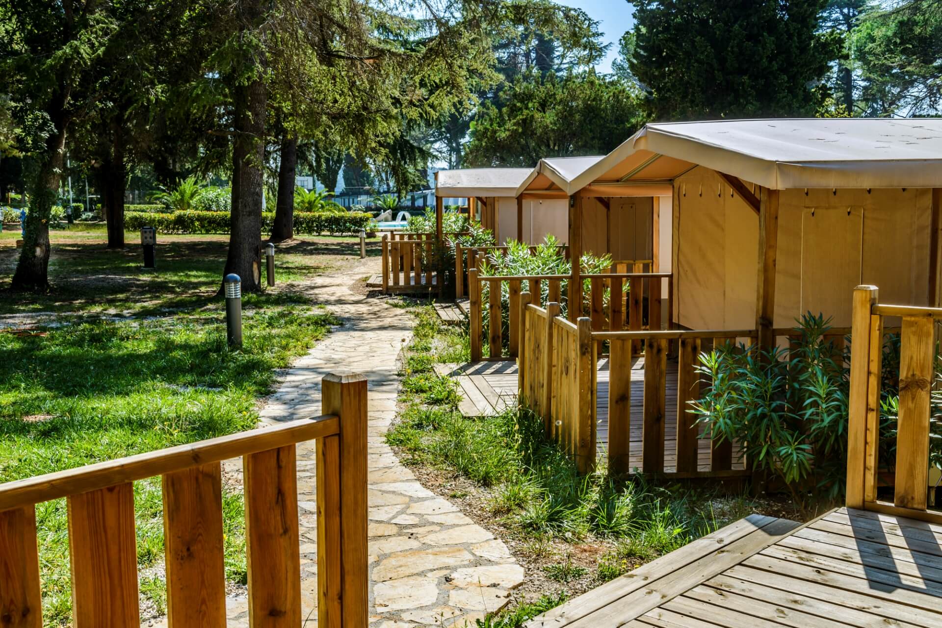 Safari šator s terasom
